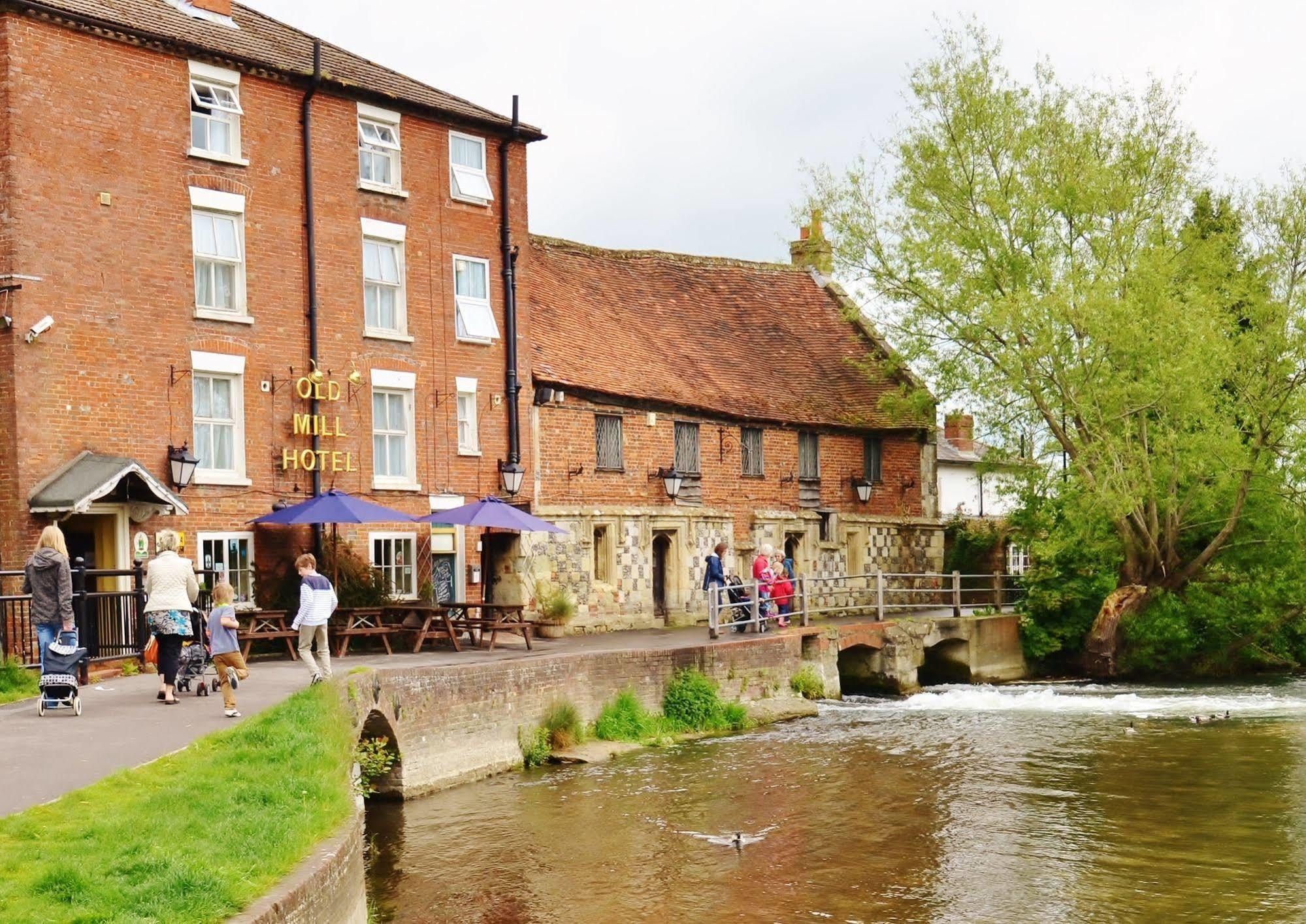 The Old Mill Hotel Salisbury Exterior foto